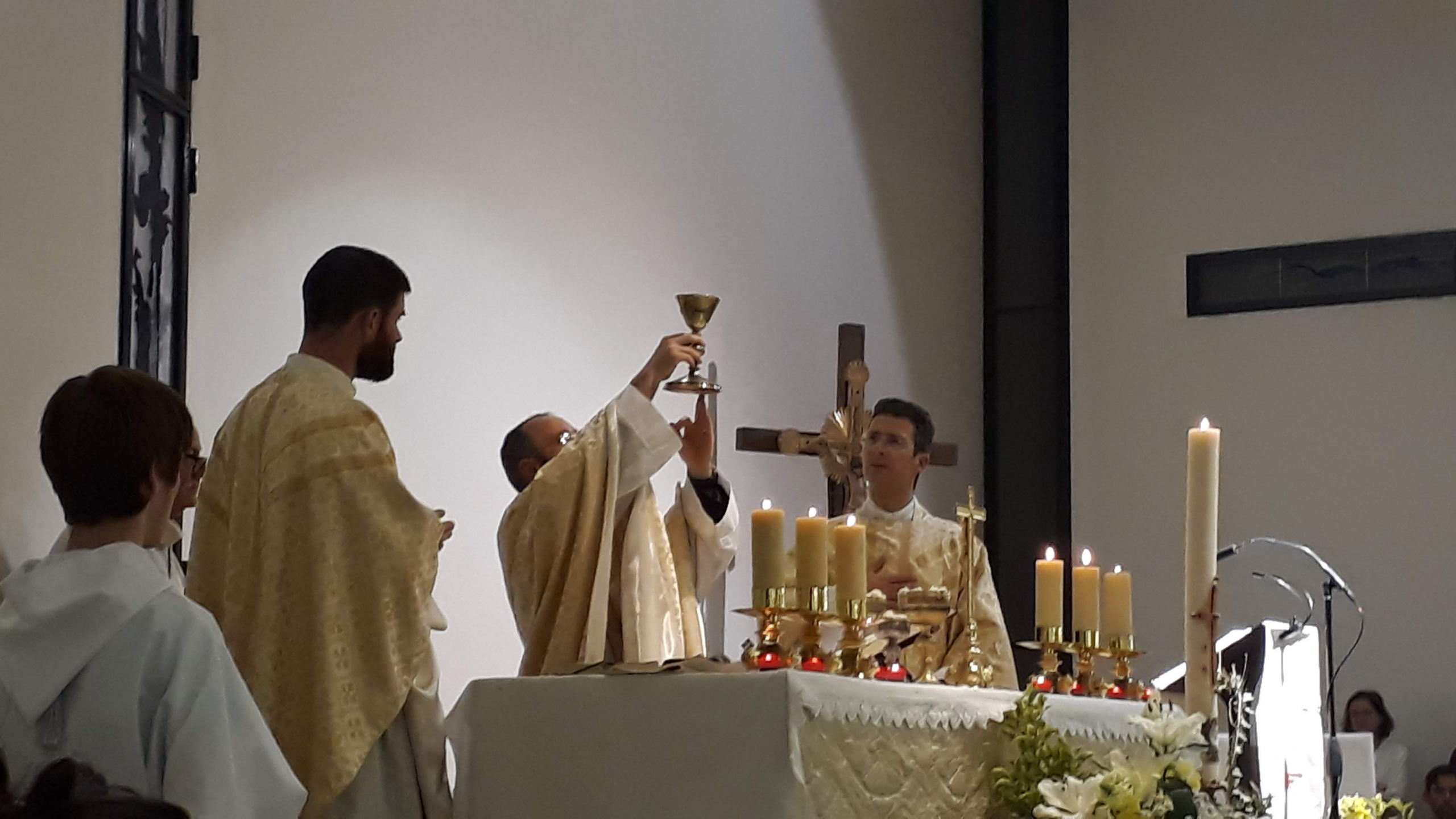 L’offrande de messe, une intention de prière et un geste de partage ...